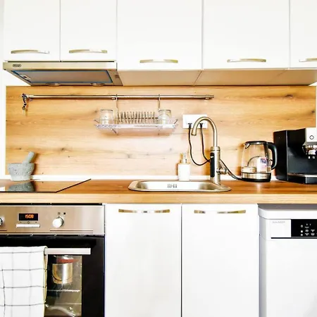 Work Friendly 2br Ac Terrace Str Parking Apartament Sofia