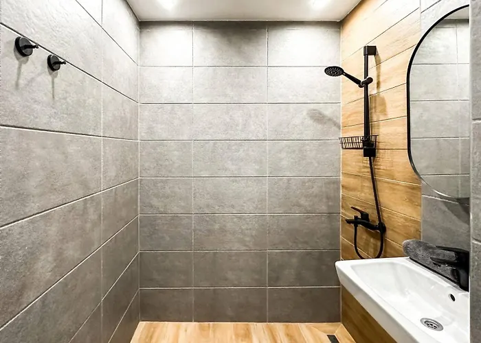 Work Friendly 2br Ac Terrace Str Parking *